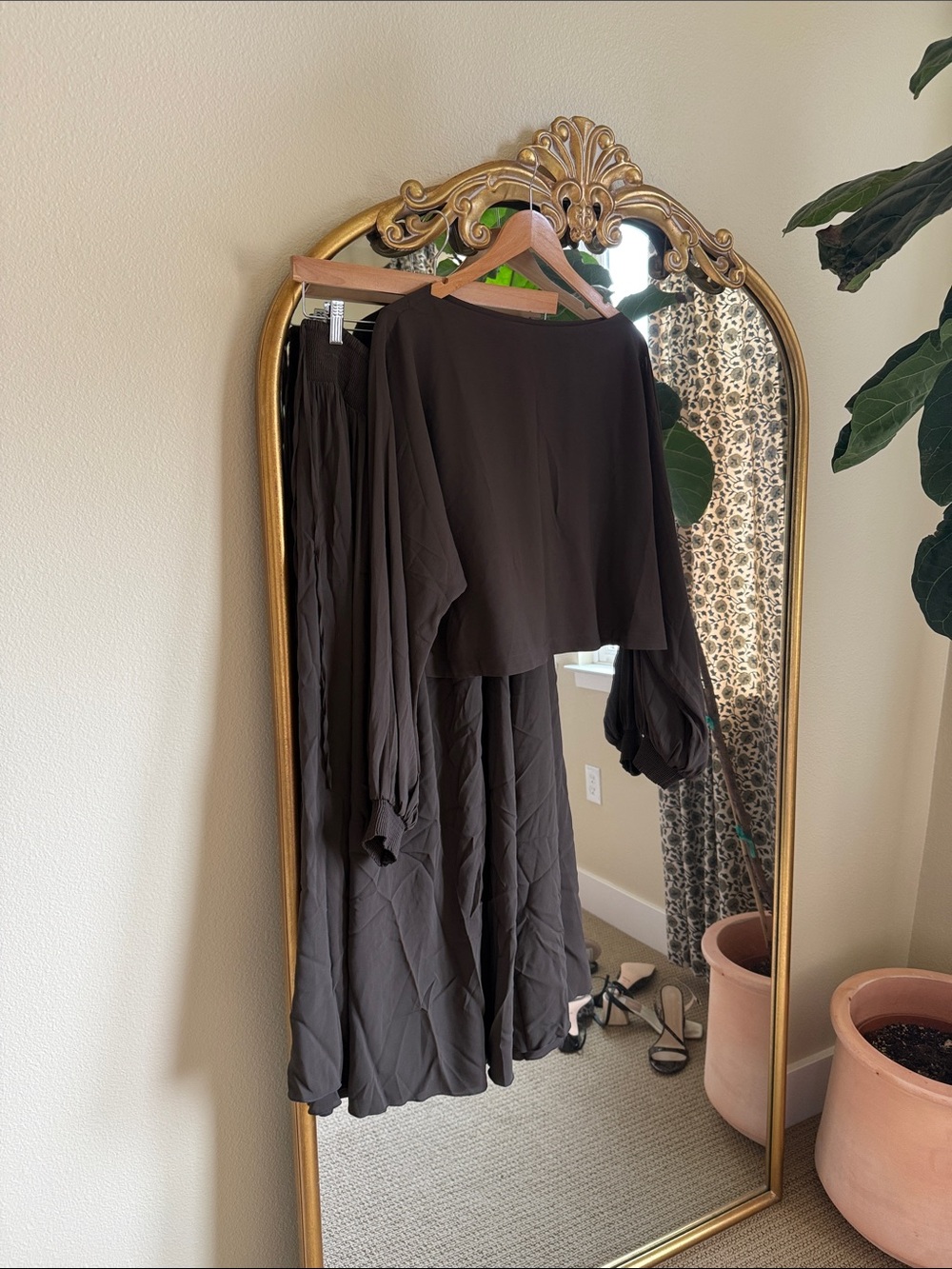 Banana Republic matching silk set. New with tags. Sold out in brown.